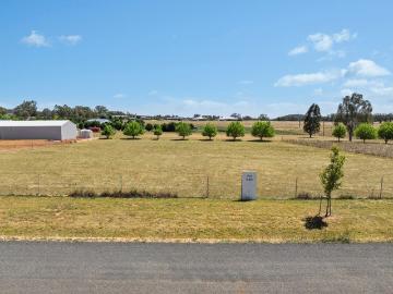 'West Ridge Estate' Discover a boutique land...