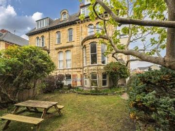 Westbury Park, Bristol, 2 Bedroom Flat