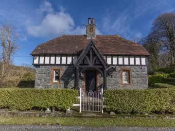 White Gate Lodge, 38 Hilltown Road
