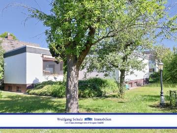 Winkelbungalow mit Wohlfühlcharakter auf großem...