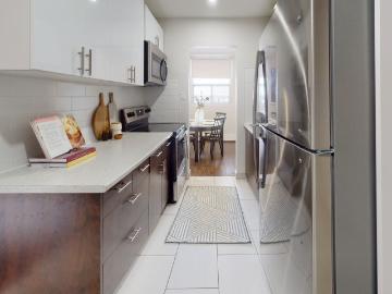 Wonderland Road 1 Bedroom Apartment for Rent at 961...