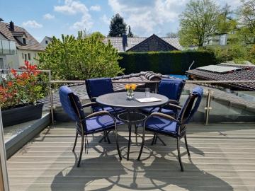 Wohnen auf Zeit ! Wunderschöne 2ZKB Wohnung mit 2...
