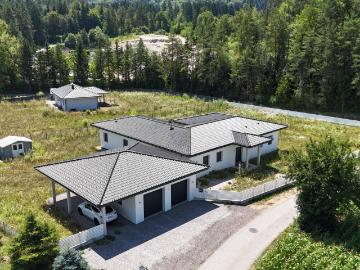 Wohnen im modernen 237 m² Bungalow und das Außen wird...