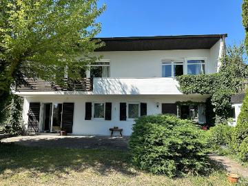 Wohnen mit Charakter: Einfamilienhaus in bester...