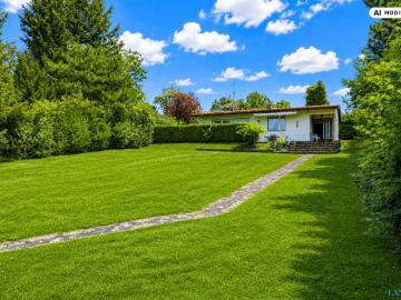 Wohnen mit Weitblick – Bestandshaus mit großem Garten...