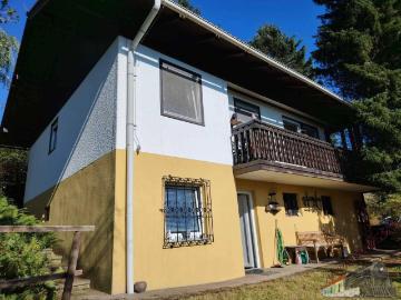 Wohnhaus am Ende einer Sackgasse – Naturidylle mit...