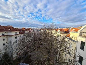 Wunderbare Dachgeschoss Maisonette mit Terrasse nahe zum...