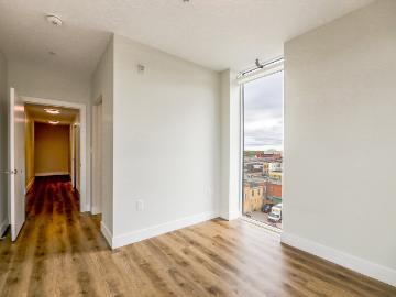 Y Lofts 1 Bedroom Apartment for Rent at 475 George St N,...