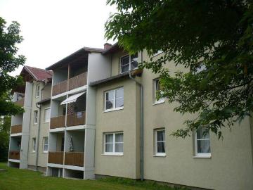 Zentral und Unbefristet: 3 Zimmer Wohnung in Haselbach!