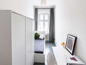 Zimmer zur Miete in 4 Zimmer Wohnung in Reuterkiez