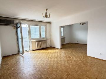 Zwei Wohnungen anliegend mit Durchbruch: 6 Zimmer...