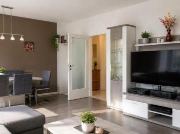 Zu Verkaufen 4 Schlafzimmer Wohnung Niederösterreich...