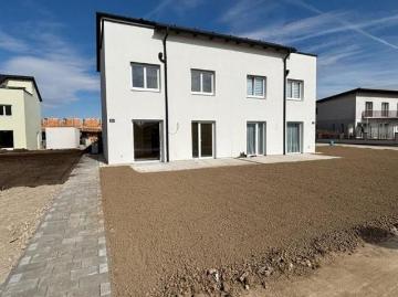 Zu Verkaufen 6 Schlafzimmer Haus Oberösterreich...