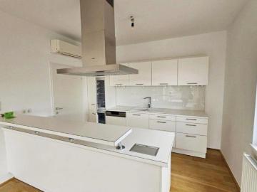 Zu Vermieten 3 Schlafzimmer Wohnung Innsbruck AUT...