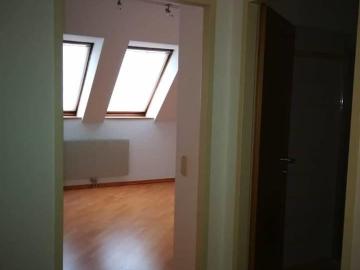 Zu Vermieten 2 Schlafzimmer Wohnung Langenzerdorf AUT...
