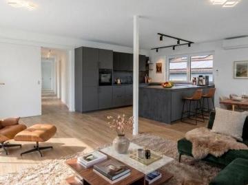 Zu Vermieten 4 Schlafzimmer Wohnung Tirol Tirol DS105237084