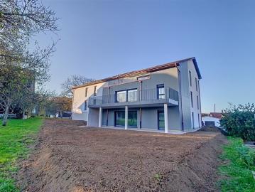 Zum Verkauf stehende 3,5 Zimmer Wohnung im Dorf Coeuve