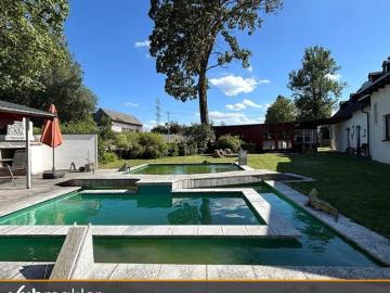 Zuhause mit besonderem Charme, viel Platz und...