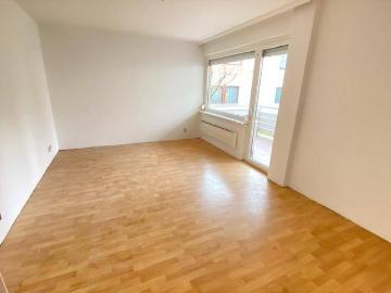 Zuhause im Grünen – gepflegte 3 Zimmer Neubauwohnung mit...