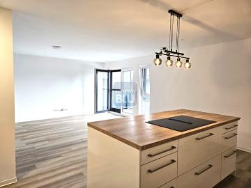 A+ Komfort Wohnung mit EBK, Balkon, Aufzug, schwellenfrei