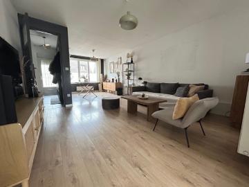 À louer Maison mitoyenne 2 côtés, 4 pièces située à...