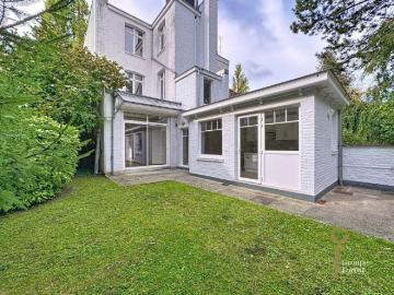 À louer Maison mitoyenne 2 côtés, 5 pièces située à...