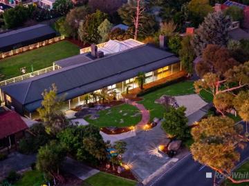 A Rare Acreage Estate Space, Luxury and Lifestyle