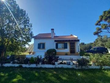 à venda Fazenda de 40 m2 Longueira, Portugal