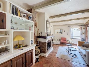 A vendre Vieil Antibes 2 pièces Charme authentique