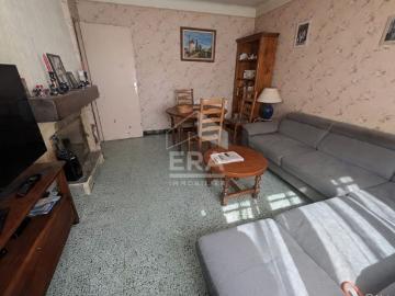A VENDRE LE PERTHUS MAISON AVEC JARDIN ET DOUBLE GARAGE