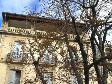 A VENDRE APPARTEMENT HAUSSMANIEN T3 BEZIERS