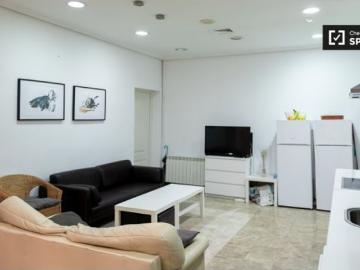 Acogedora habitación con cama individual en alquiler en...