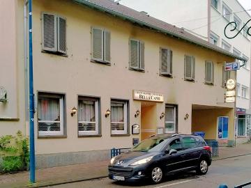 Achtung! dieses TOP Mehrfamilienhaus steht in Hockenheim...