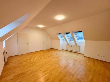 Helle 4 Zimmer Wohnung in St. Lorenzen zu vermieten!