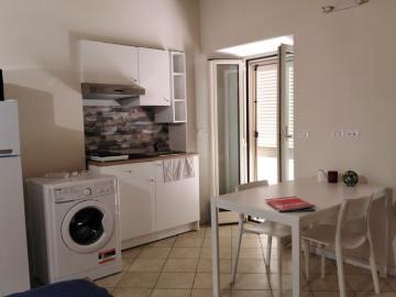 AFFITTASI MONOLOCALE ARREDATO TORINO