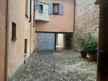 Affitto Appartamento, in zona CENTRO STORICO, PIACENZA