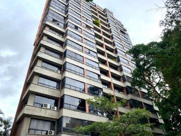Alquilo apartamento 55m2 El Rosal 6875