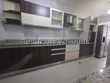 Alquiler: Apartamento Amoblado en El Parral 110 m²...