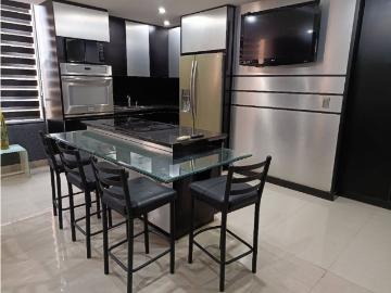 Alquiler de Apartamento tipo estudio en la Trigaleña JGH...
