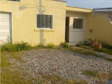 ALQUILER DE CASA EN LA URB. LA HACIENDA VE24 076LH KPIÑ SCIA