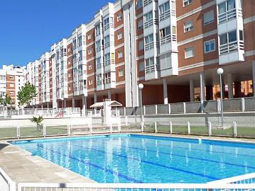 Alquilo piso Julian CamarilloMadrid60 m 2 piscinaspadel...