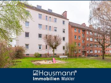 Altbauwohnung mit Potenzial im Hochparterre in Hamburg...