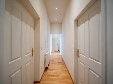 Freier Mietzins! große 2 Zimmer Wohnung nahe Wien Mitte...