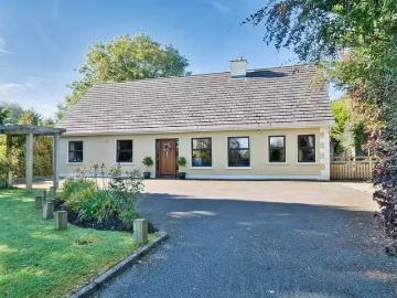Ancalagon, Clonmahon, Summerhill, County Meath