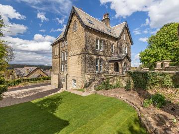 Ashburn House, 2 Parish Ghyll Drive, Ilkley LS29, 2 bed...
