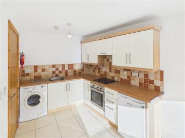 Sale Agreed | Apartment, 1B Edgewater, Store Street,...