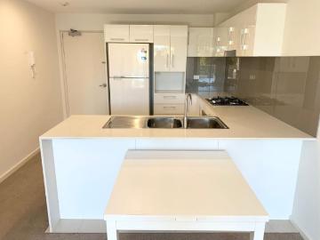 Apartment 2 Bedroom For Rent East Perth, ES102631927