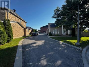 apartment at 33 RAMSGATE COURT, Markham, Ontario, L3S4R3