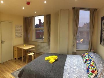 Apartment at High Road, Greater London