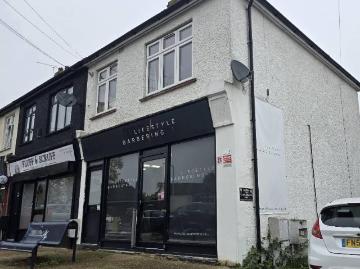 Apartment at Hillview Avenue, Greater London